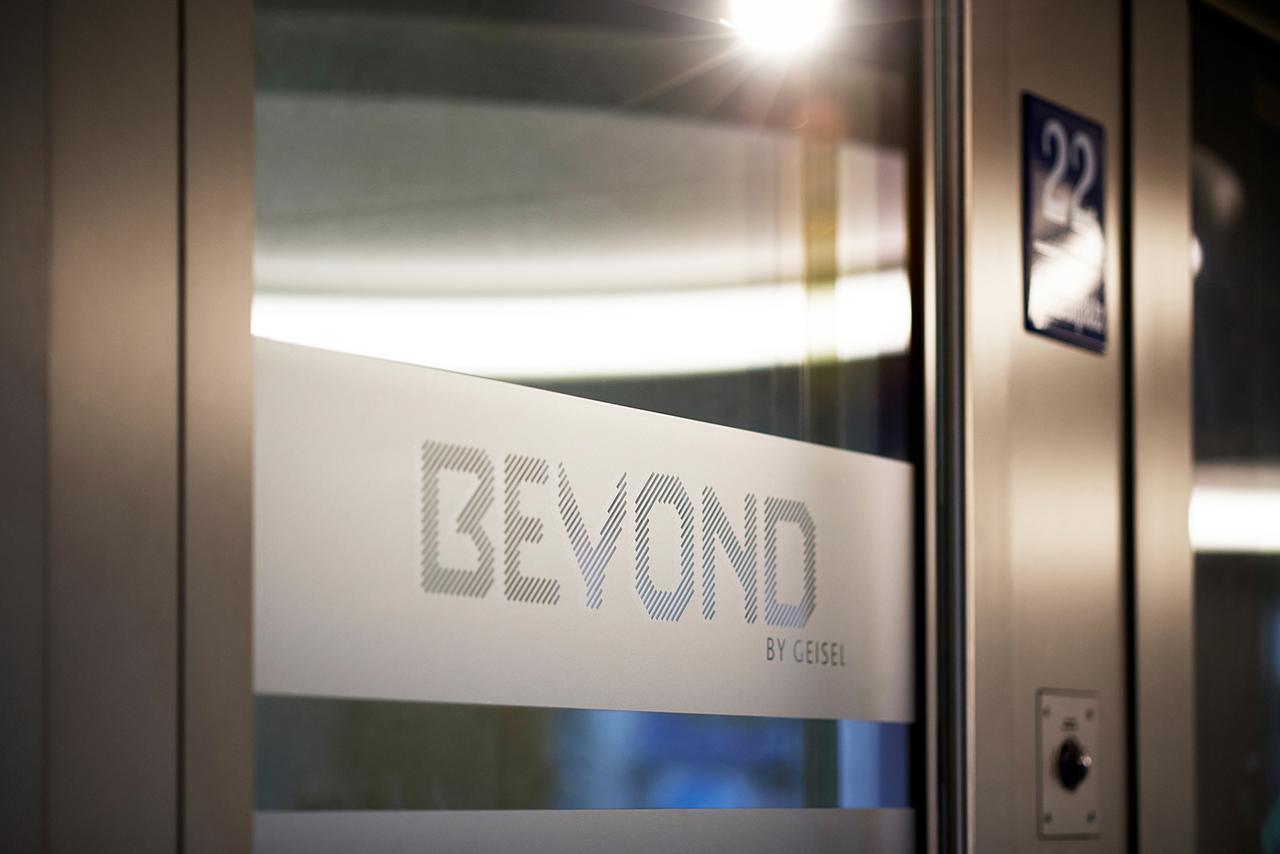 Hotel Beyond By Geisel (Adults Only) Múnich Exterior foto